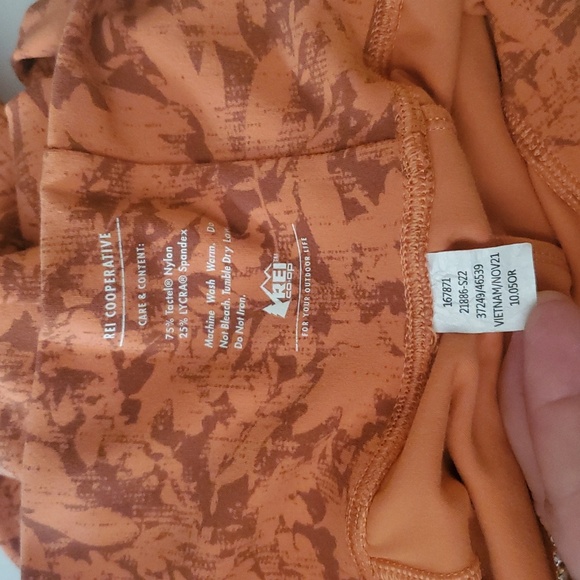 REI CoOp Take Your Time 7/8 Leggings Size Large Orange Super Soft Side Pockets - Picture 8 of 11